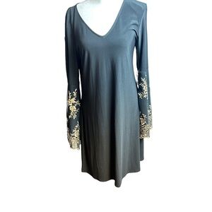 Roz & Ali Black Metallic Gold Detail Bell Sleeves